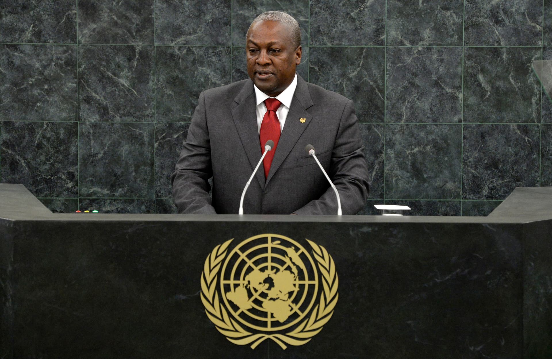 Mike Segar-pool/Getty Images Ghana's president, John Dramani Mahama, addresses the United Nations General Assembly on September 26, 2013.