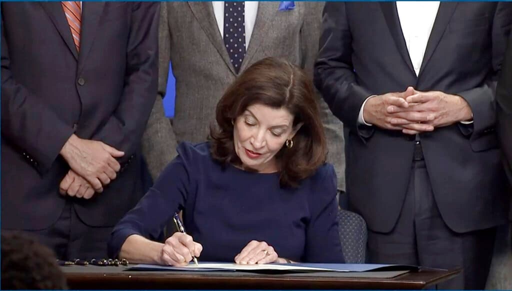 Governor Hochul is adamant she will never sign an extradition order for a New York doctor who prescribed abortion pills to a patient in Louisiana.