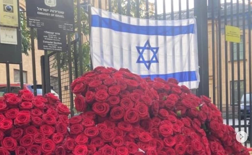 Roses delivered to the Israeli embassy at Stockholm, Sweden.