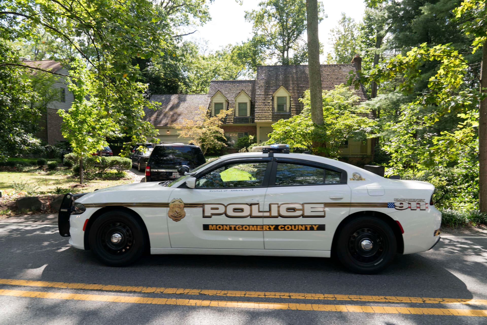 Featured image for Going Dark: Police Departments Across Country Encrypt Radios, Alarming Press Freedom Groups