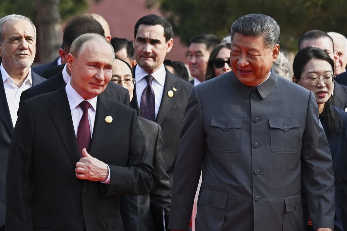 Sergei Bobylev, Sputnik, Kremlin pool via AP