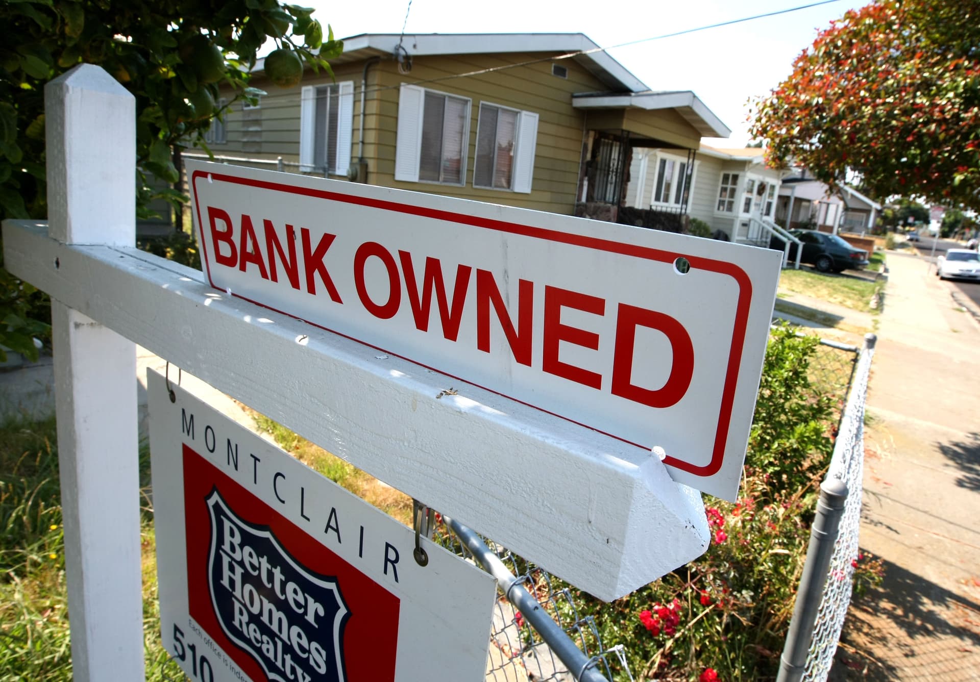 A sign in front of a foreclosed home for sale at Richmond, California.