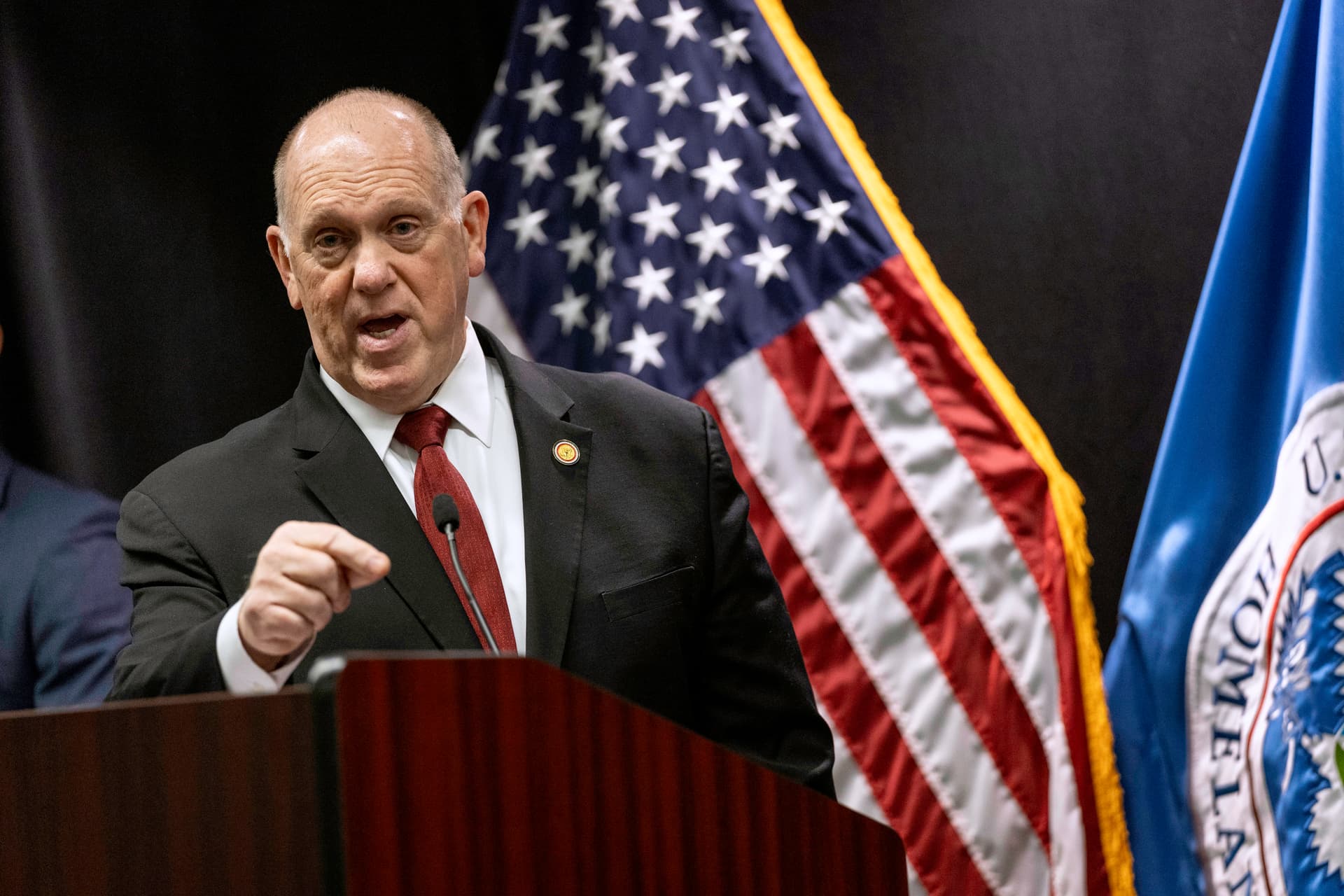 Tom Homan, White House 'Border Tsar' speaks at a press conference at Minneapolis' Bishop Henry Whipple Federal Building on February 4, 2026. Homan announced that 700 immigration enforcement personnel would be withdrawn from Minnesota, following weeks of operations and the fatal shooting of Renee Good and Alex Pretti by federal agents. Homan said the withdrawal would take effect immediately. 