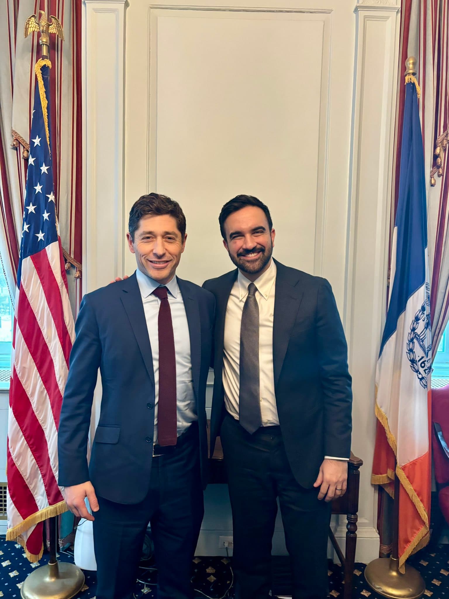 Minneapolis's mayor, Jacob Frey, left, meets with Mayor Zohran Mamdani.