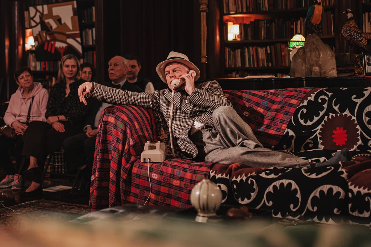 Jesse Tyler Ferguson in 'Tru.'