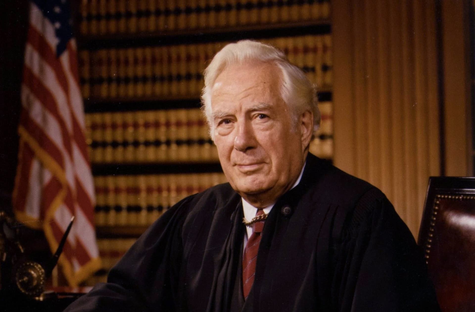 The chief justice of the United States between 1969 and 1986, Warren Burger.