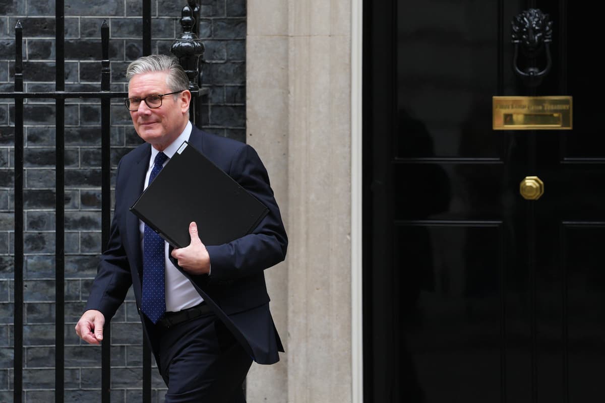 Prime Minister Keir Starmer departs 10 Downing Street to address Parliament on April 20, 2026.