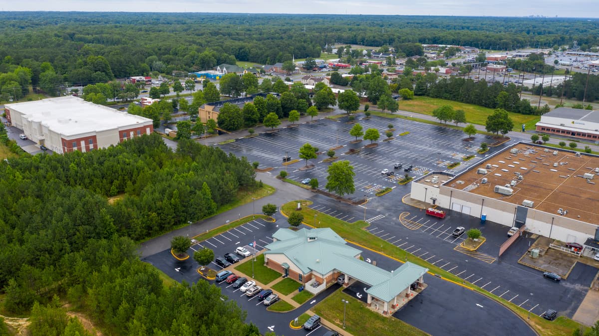 The Call Federal Credit Union, front, a bank robbed in 2019 at Midlothian, Virginia.