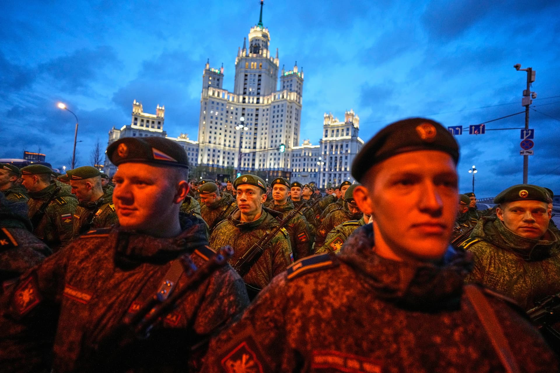 Russian servicemen prepare to march towards Red Square prior to the Victory Day military parade rehearsal at Moscow, April 29, 2026.