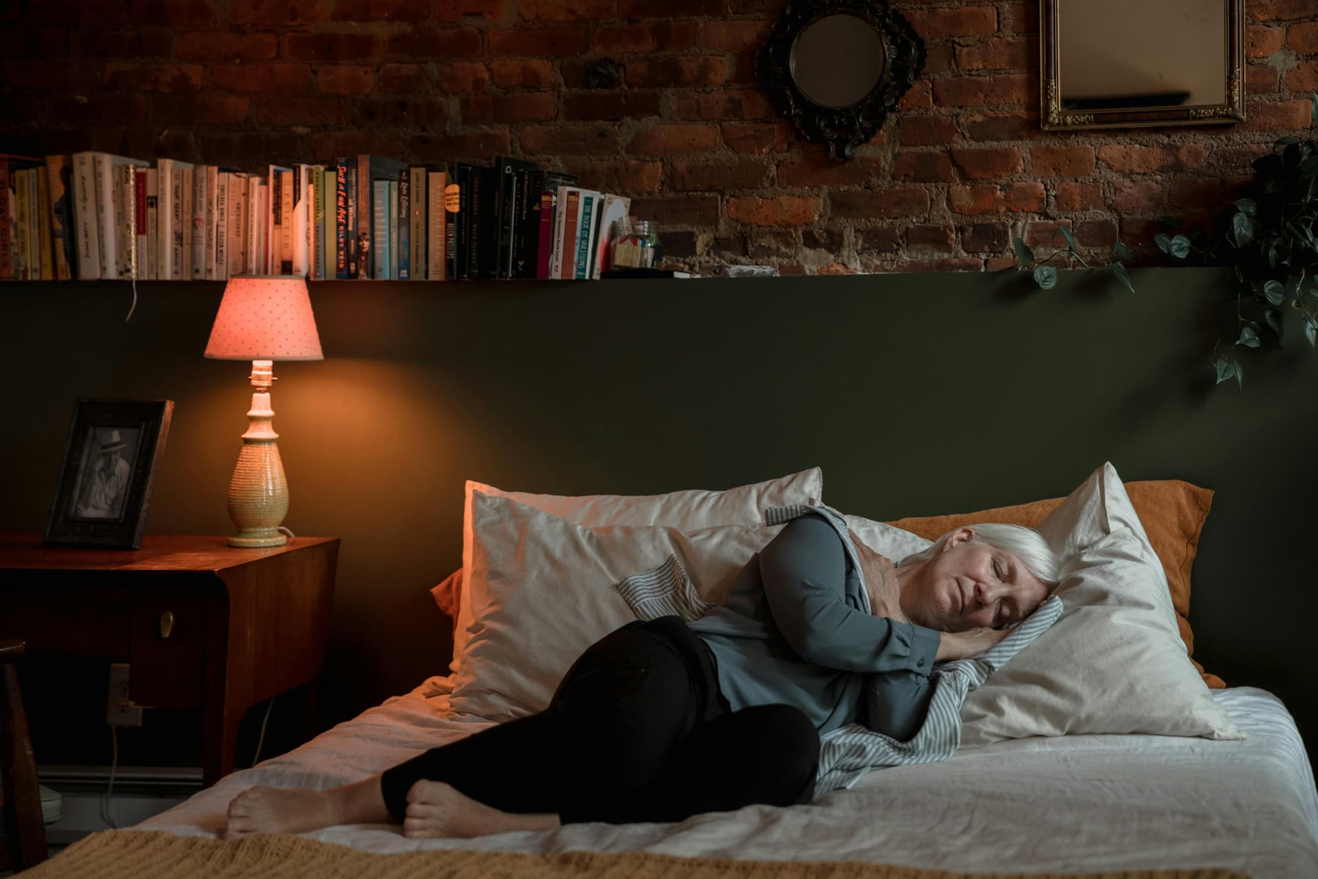 Featured image for Study Links Too Little Sleep — or Too Much — to Faster Aging Across the Body