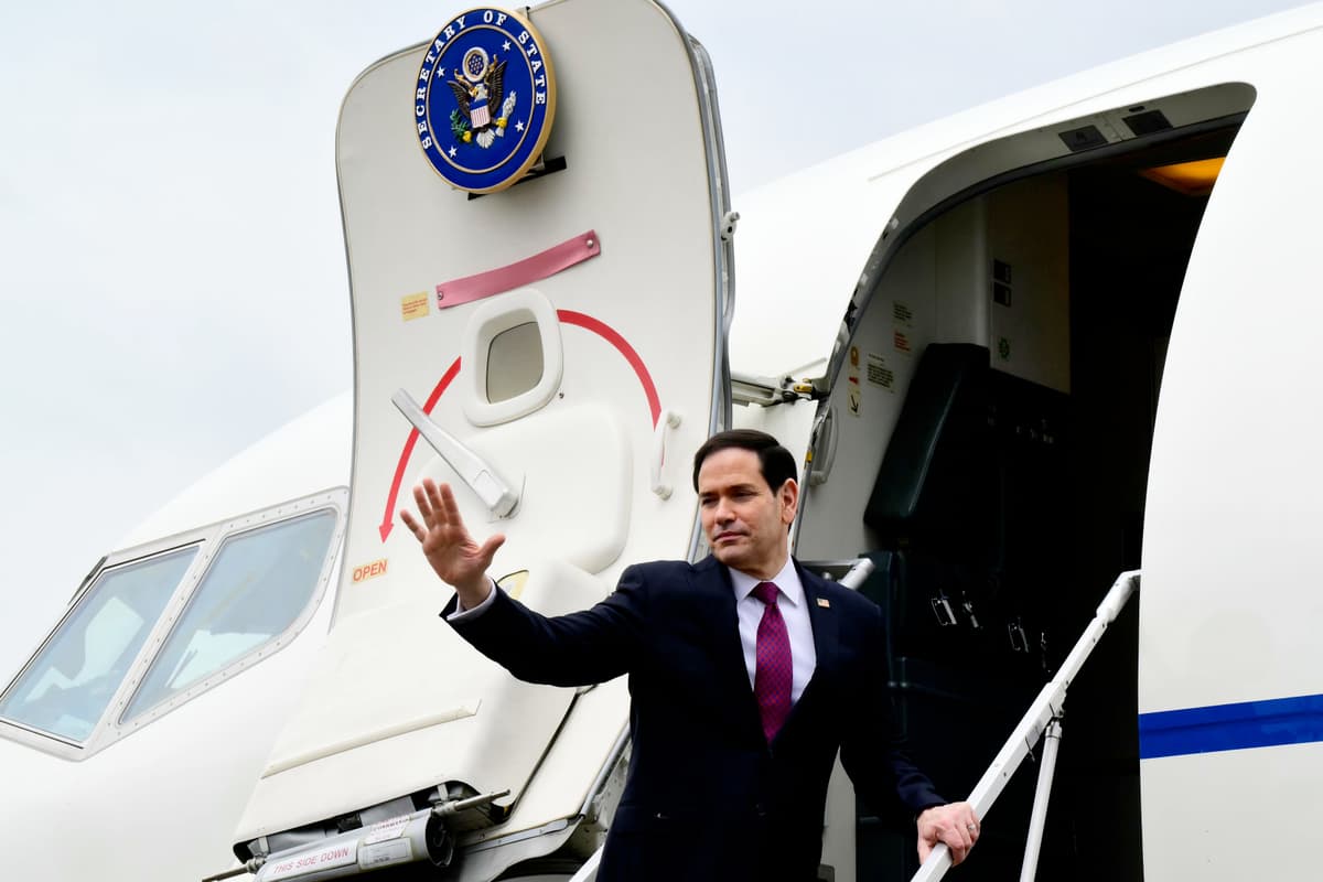 Secretary of State Marco Rubio boards a government aircraft concluding his two-day visit to Italy and the Vatican at Rome on May 8, 2026. 