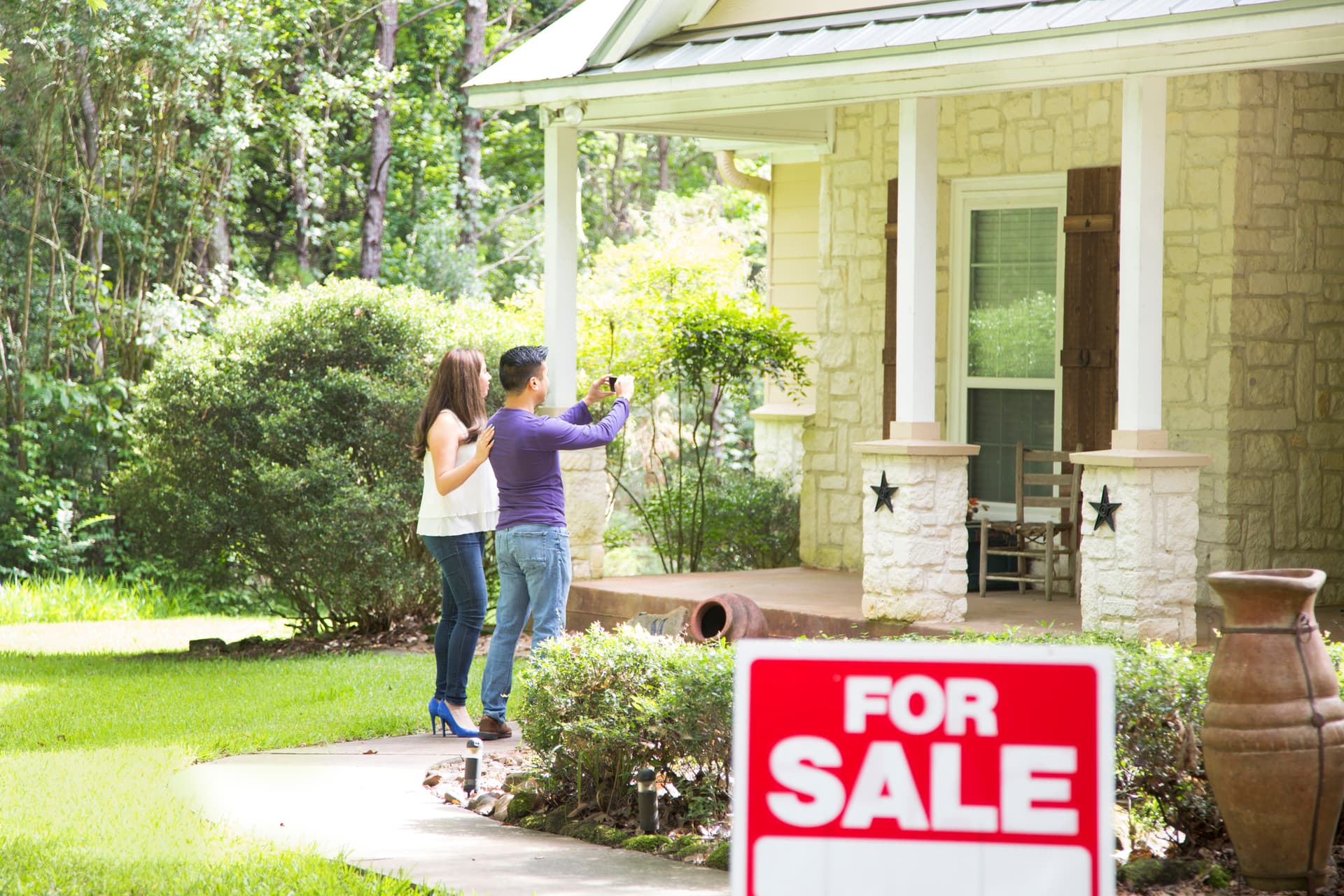 The surge in federal borrowing is adding tens of thousands of dollars to the cost of mortgages.