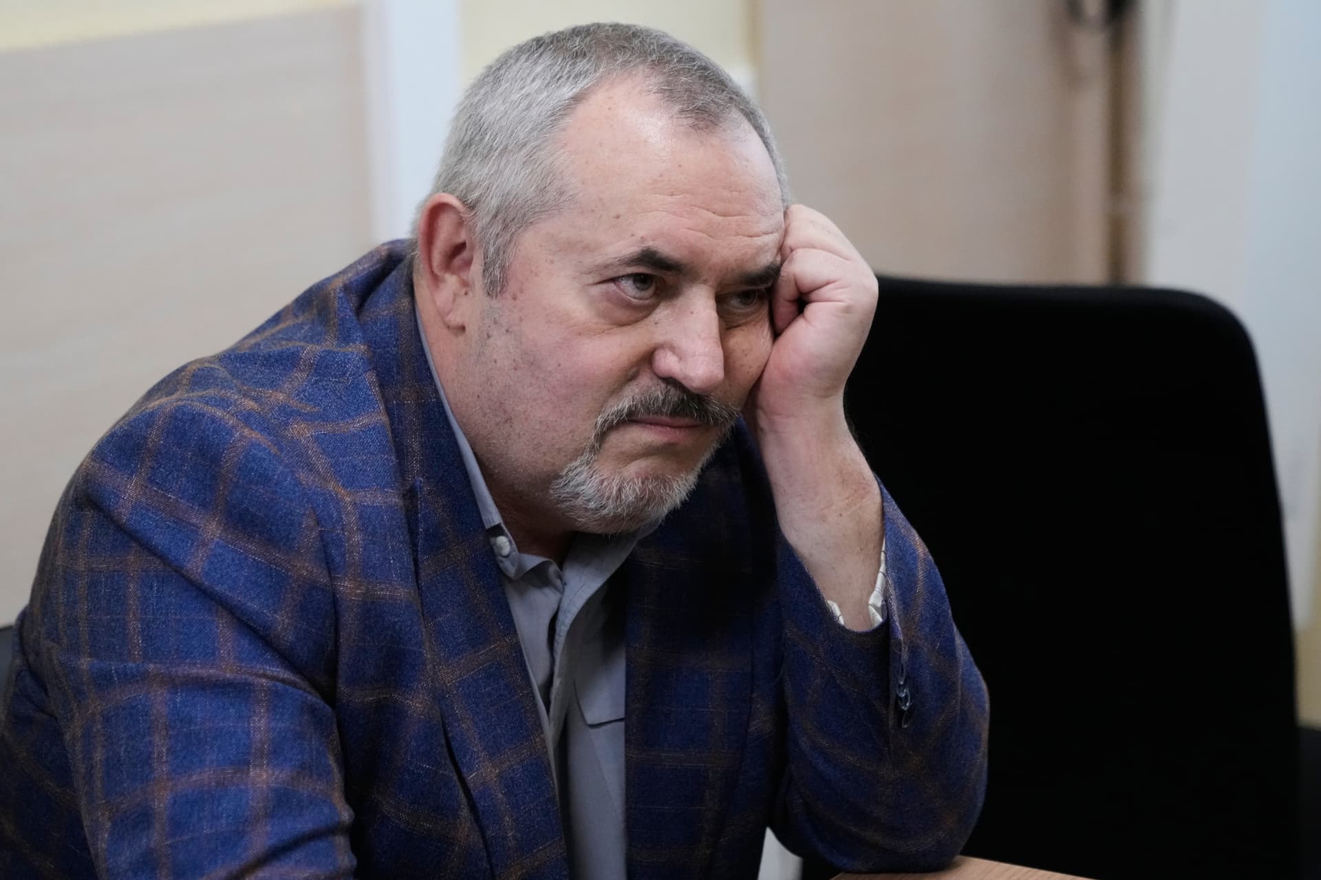 Russian politician Boris Nadezhdin, accused of displaying "extremist symbols," attends a court session at the town of Dolgoprudny outside Moscow, on July 17, 2026.