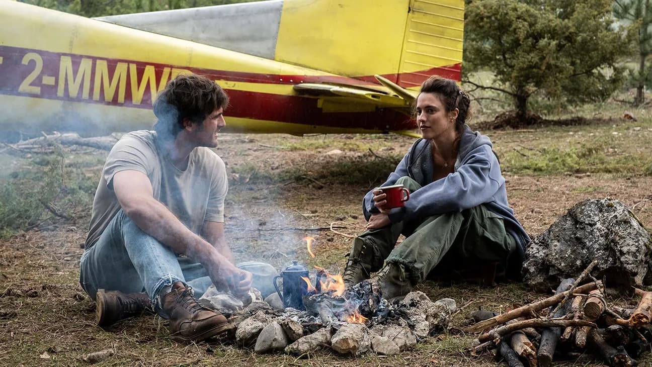 Jacob Elordi and Margaret Qualley in 'The Dog Stars.'