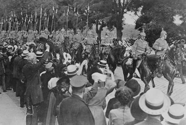 National Archives via Wikimedia Commons