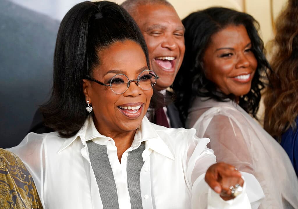 AP/Chris Pizzello Oprah Winfrey, left, on September 21, 2022, at Los Angeles.