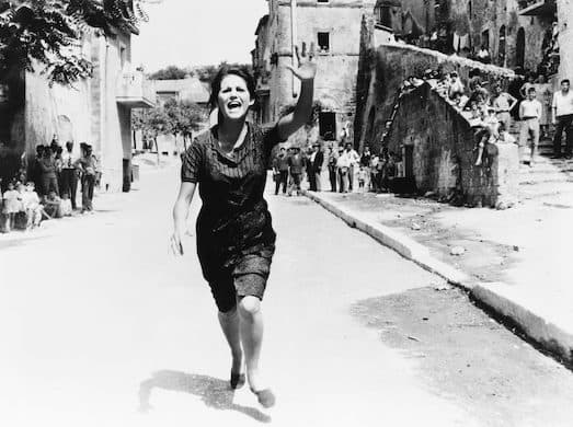 Via Everett Collection