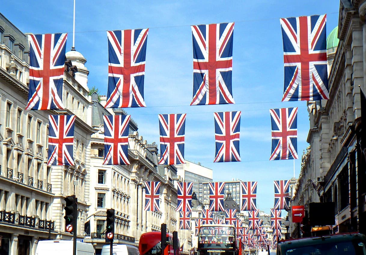 Anthony O'Neil via Wikimedia Commons CC2.0 British flags on display in 2018.