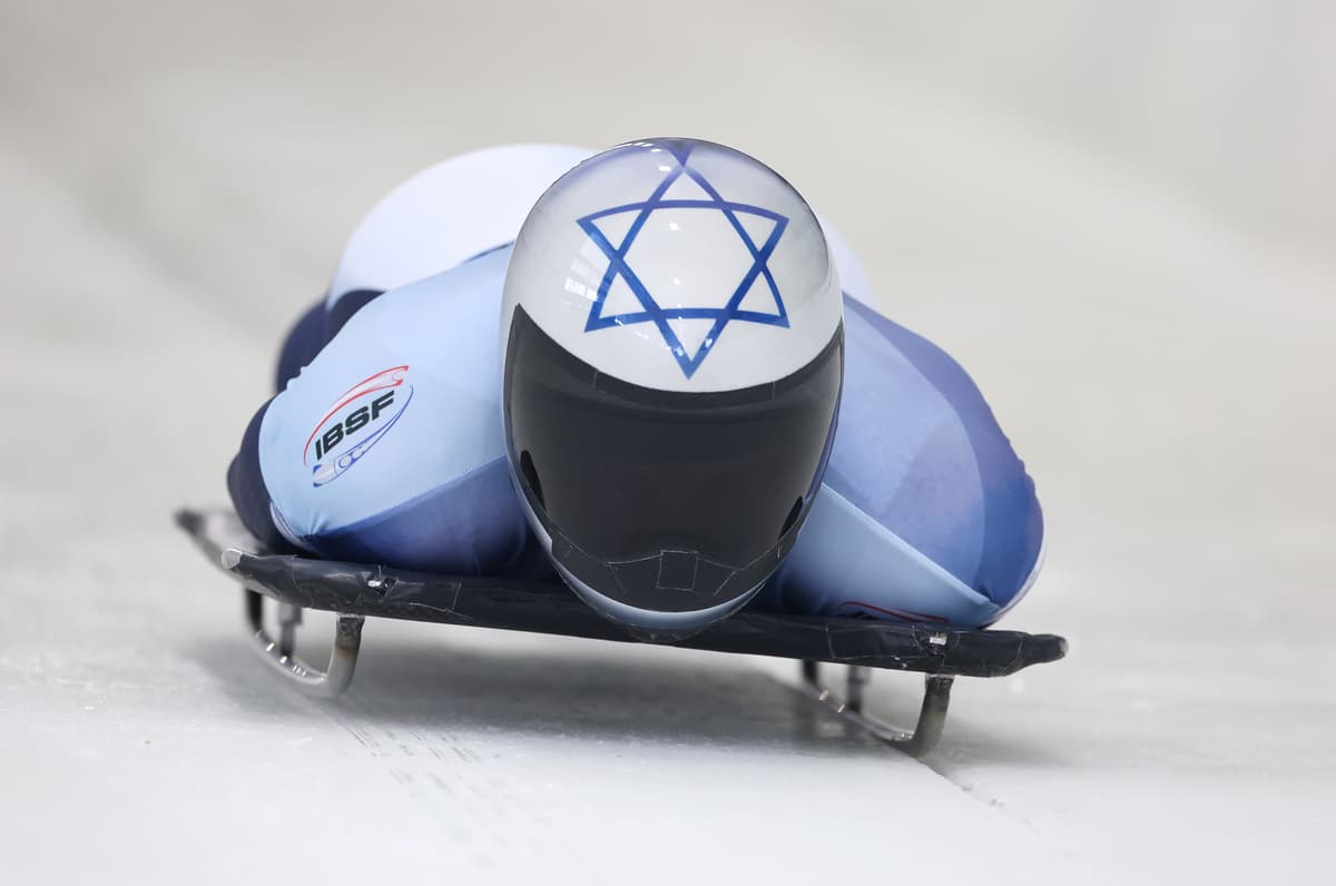 Al Bello/Getty Images Jared Firestone of Israel competes during the Men’s Skeleton Race Heats on Day 1 of the 2025 IBSF World Championships at Mt Van Hoevenberg on March 6, 2025 in Lake Placid, New York.
