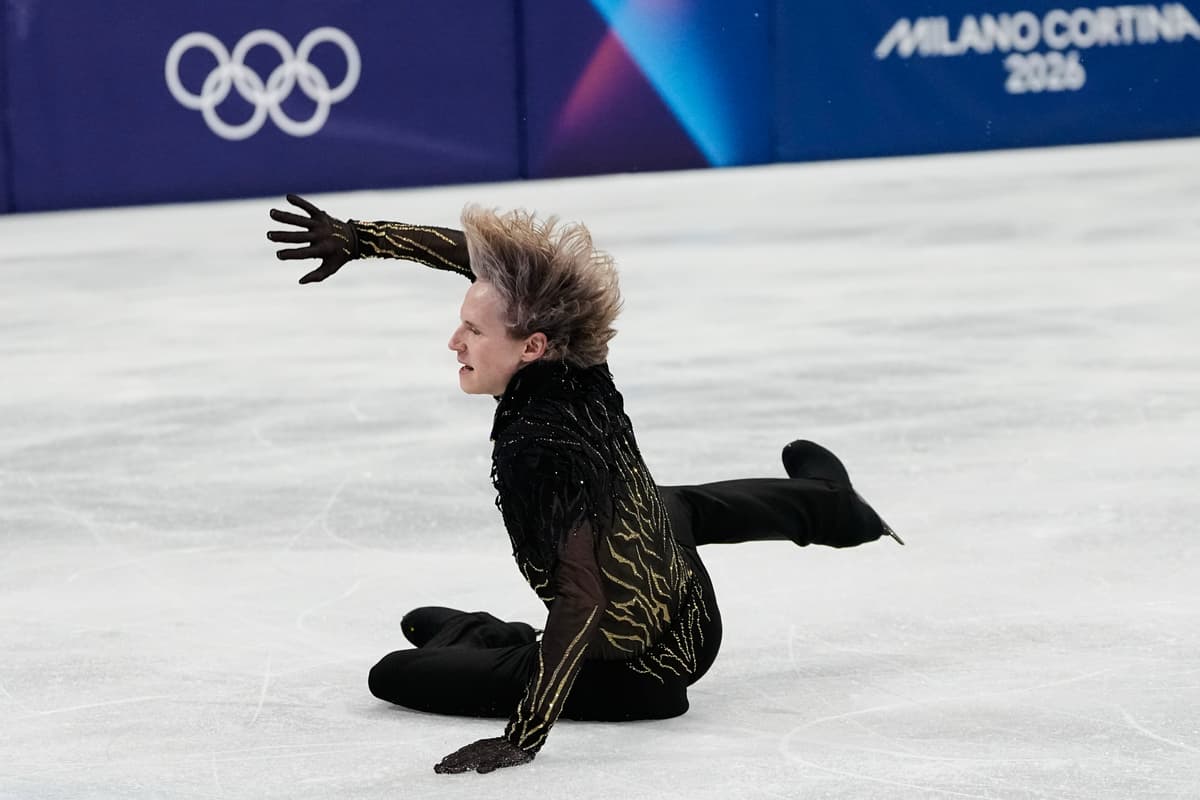 AP/Natacha Pisarenko Ice skater Ilia Malinin falls during the 2026 Winter Olympics at Milan, February 13, 2026.
