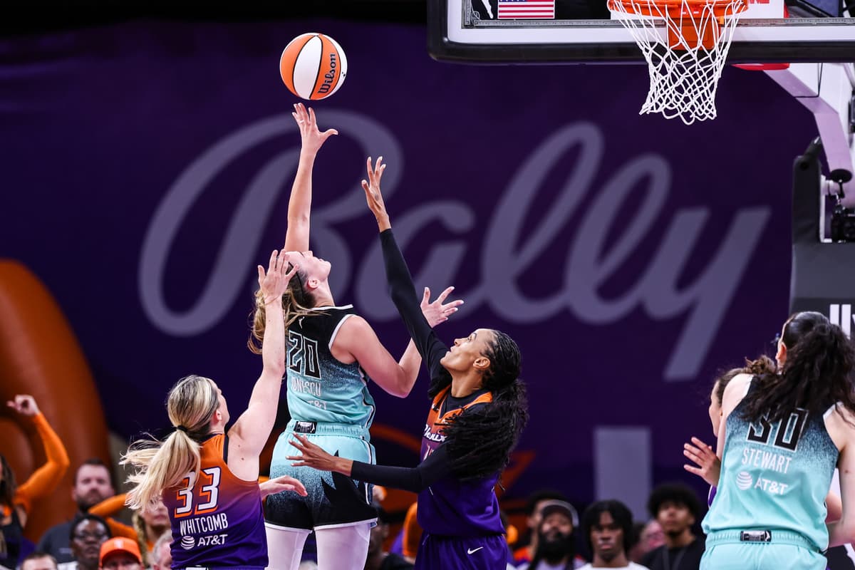 Aryanna Frank/Getty Images Sabrina Ionescu of the New York Liberty makes a layup during the first round of the WNBA playoffs at Phoenix, Arizona, on September 19, 2025.