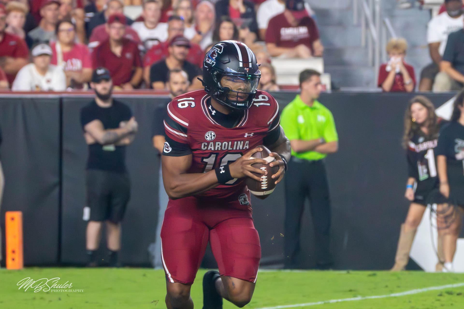 Photo By MBShuler72 - Own work, CC BY-SA 4.0, Quarterback LaNorris Sellers is reportedly earning $4 million in NIL royalties while playing at University of South Carolina.