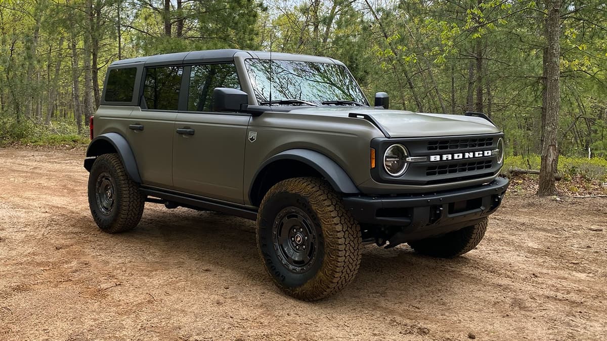 Gary Gastelu The Ford Bronco can be ordered with a seven-speed manual transmission or a 10-speed automatic.