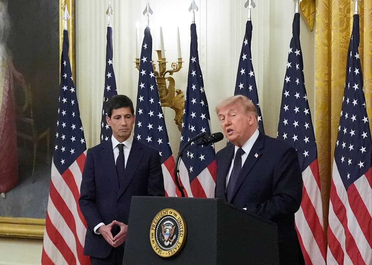AP/Manuel Balce Ceneta President Trump speaks at the East Room of the White House before Kevin Warsh, left, is sworn in as chairman of the Federal Reserve, May 22, 2026.