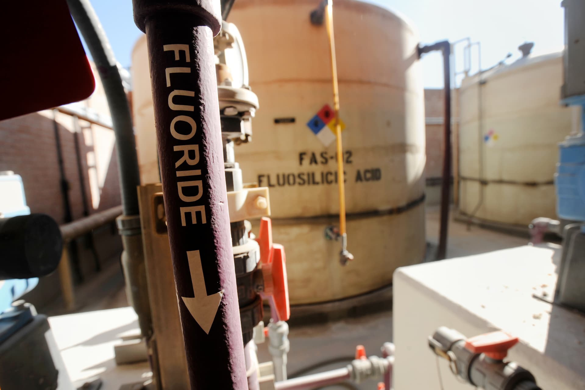 John Anderson/Getty Images Close-up of a fluoride pipe at the Davis Water Treatment Plant, Austin, Texas.