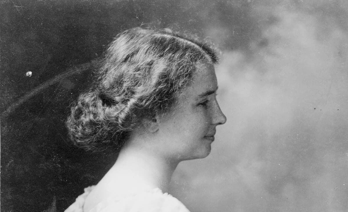 Library of Congress via Wikimedia Commons Helen Keller in 1909.