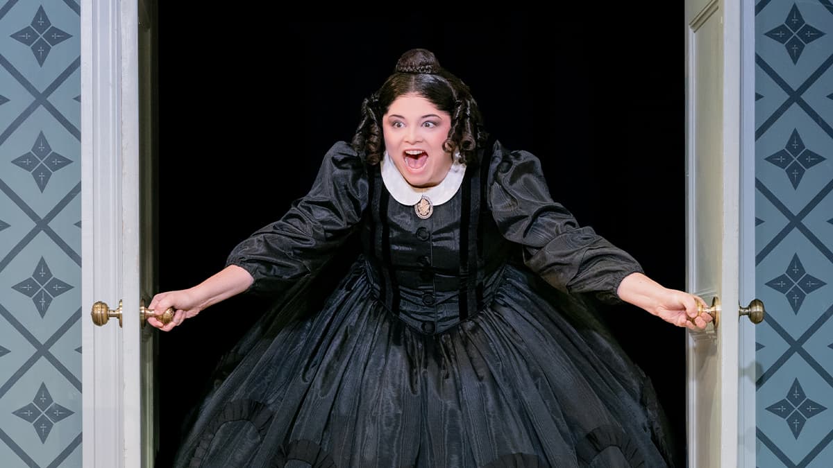 Evan Zimmerman for Murphy Made Meg Salter in 'Oh, Mary!'