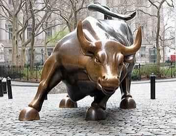 Via Wikimedia Commons This iconic statue of a charging bull has stood at New York’s Wall Street symbolizing the spirit of enterprise since it was erected in December 1989.