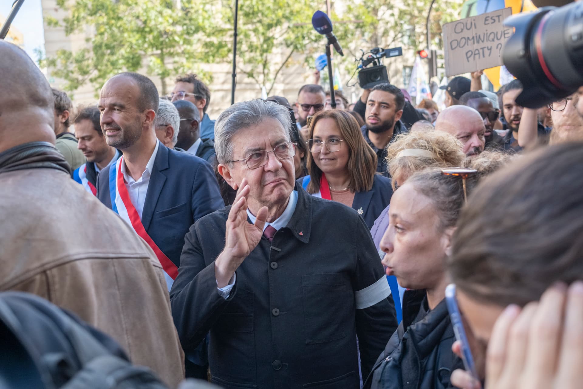 Sener Yilmaz Aslan/Getty Images. Jean-Luc Mélenchon greets the protesters on October 13, 2026 in Paris, France.