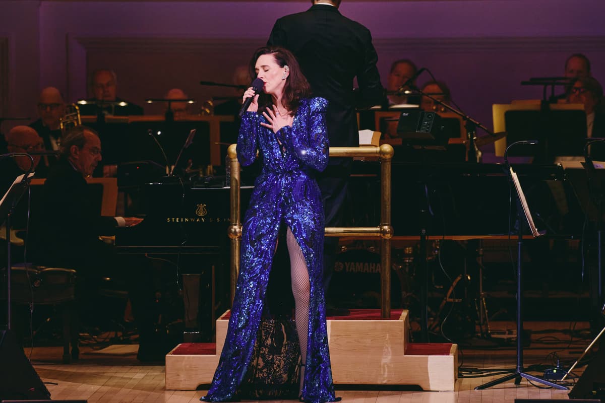 Jenny Anderson Lena Hall performing at '007: James Bond Forever.'