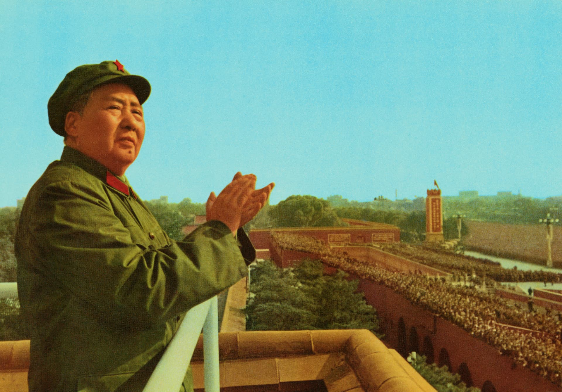 Bettmann/Getty Images The Chinese dictator, Mao Tse-tung, reviewing troops at Beijing.